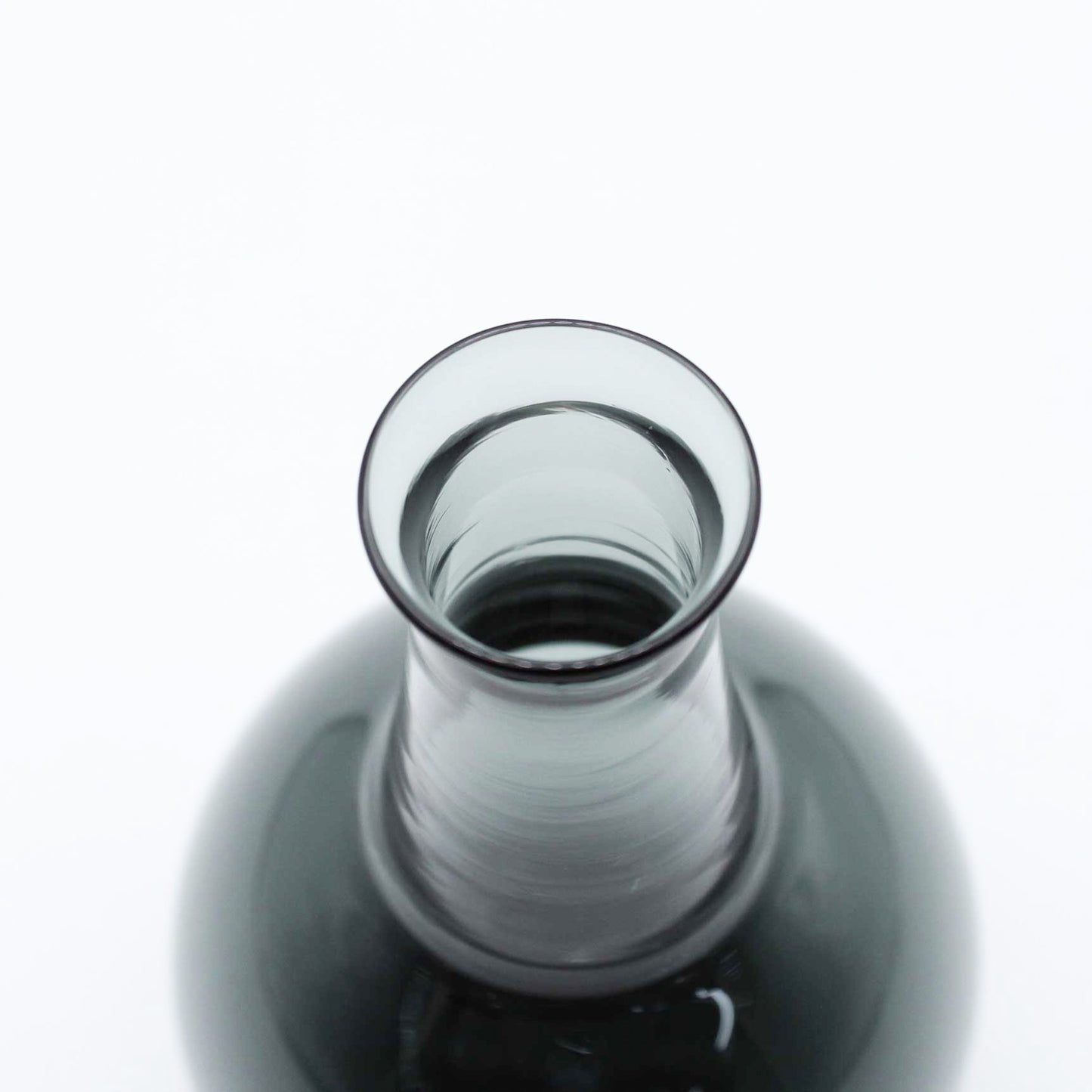 Sake Carafe Black_Taku Eiki