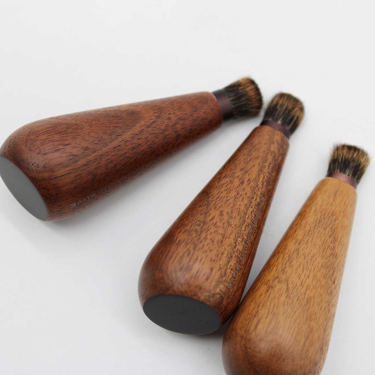 SUVÉ Nose cleansing brush