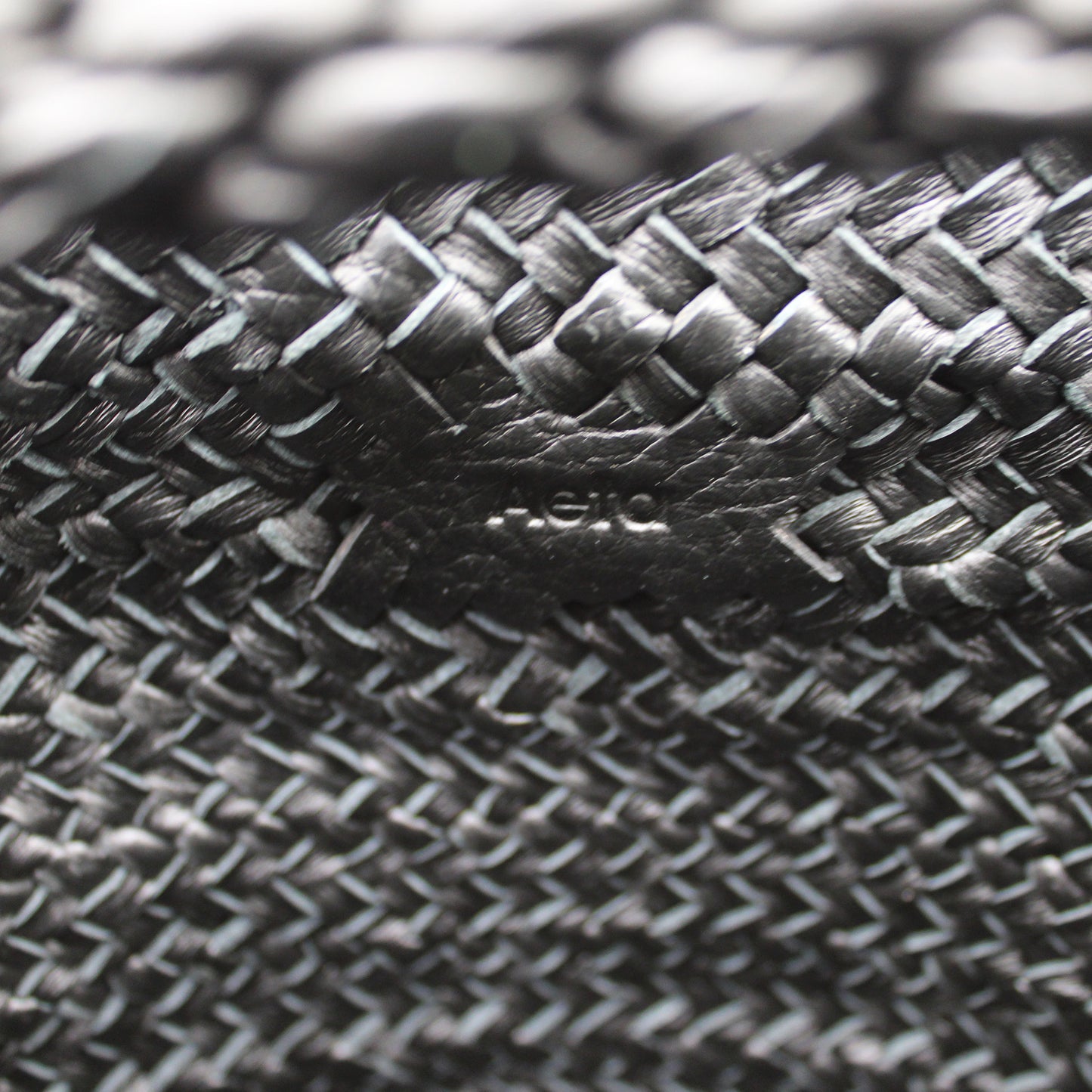 CYLINDER BASKET W handle BLACK