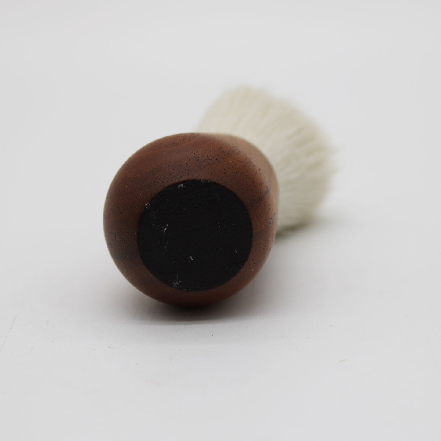 SUVÉ Face cleansing brush