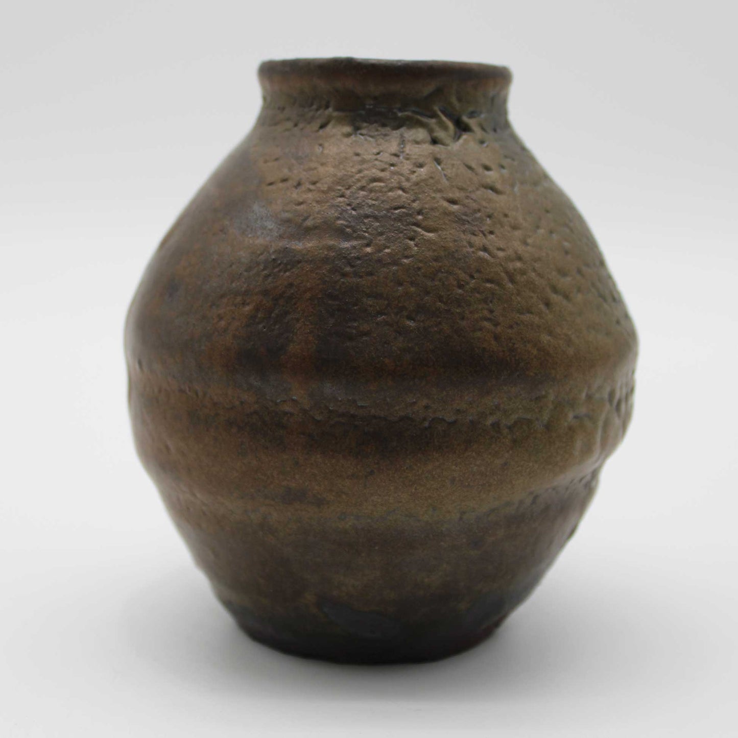 Black Glaze Lipped Bowl 57A_Kanata Shisama