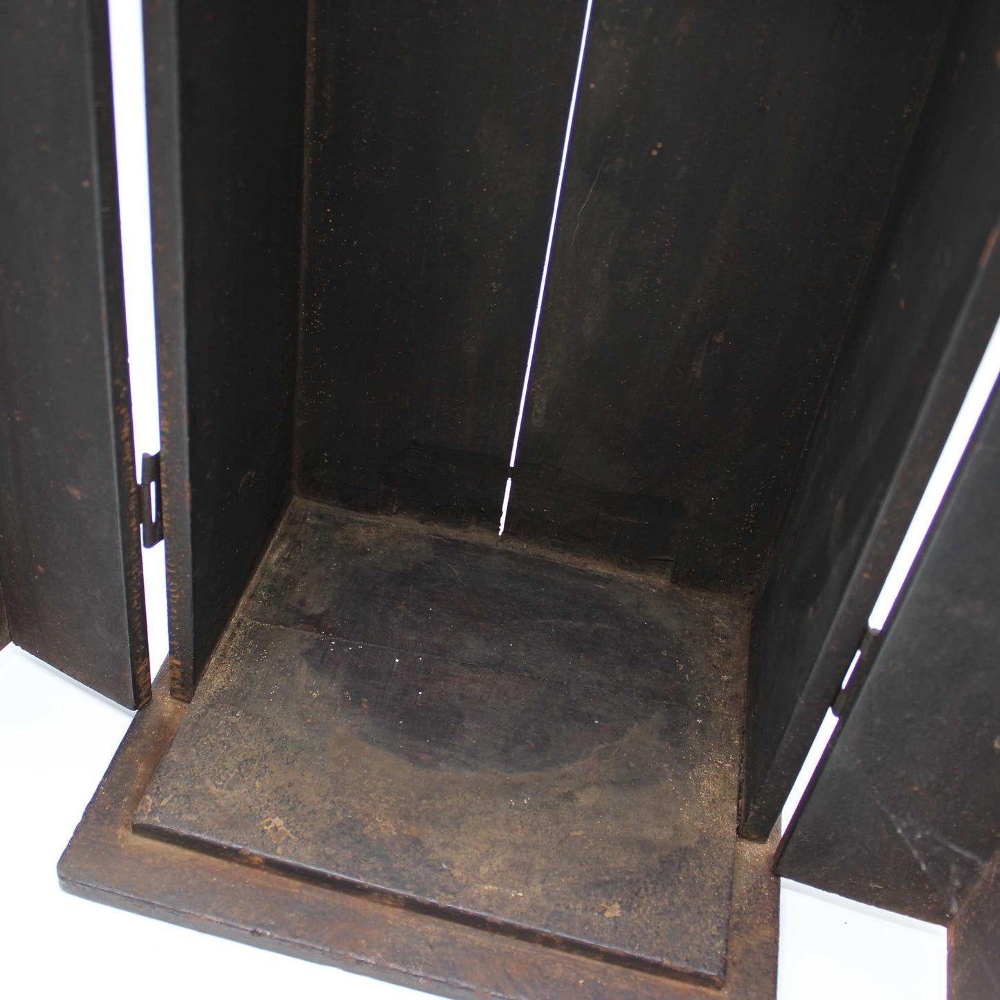 Portable Shrine Cabinet_58A