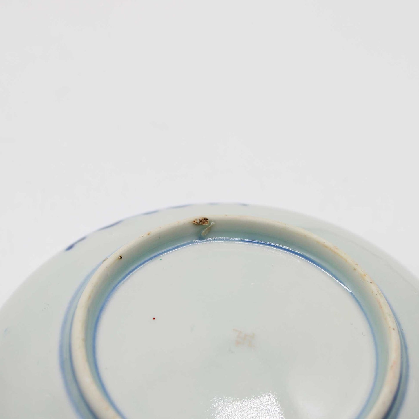 ANTIQUES Small plate P_512