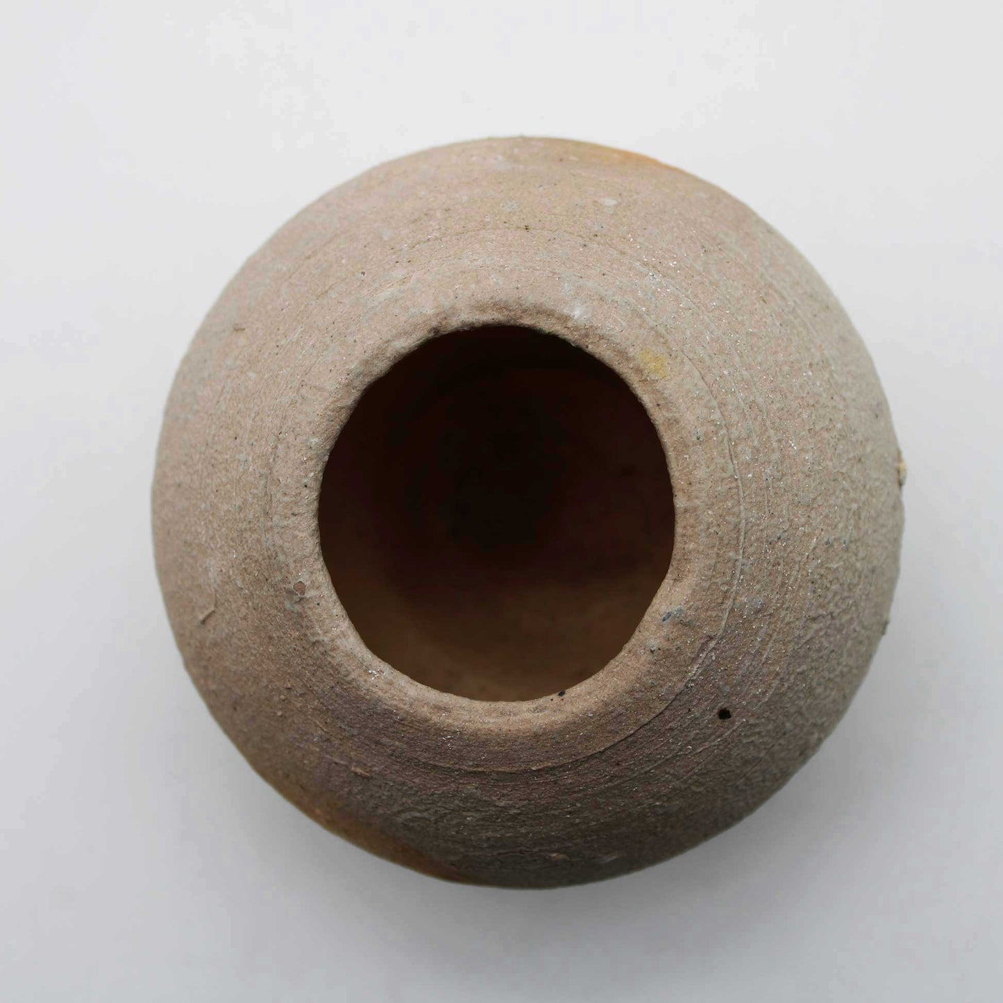 Vase 604_Aki Tamiya