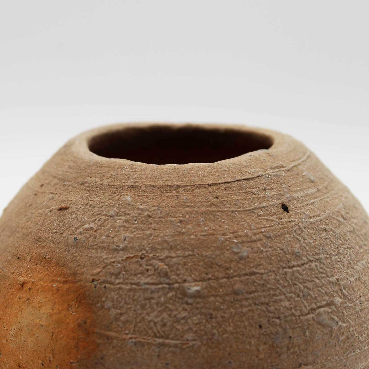 Vase 604_Aki Tamiya