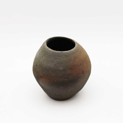 Vase 604_Aki Tamiya