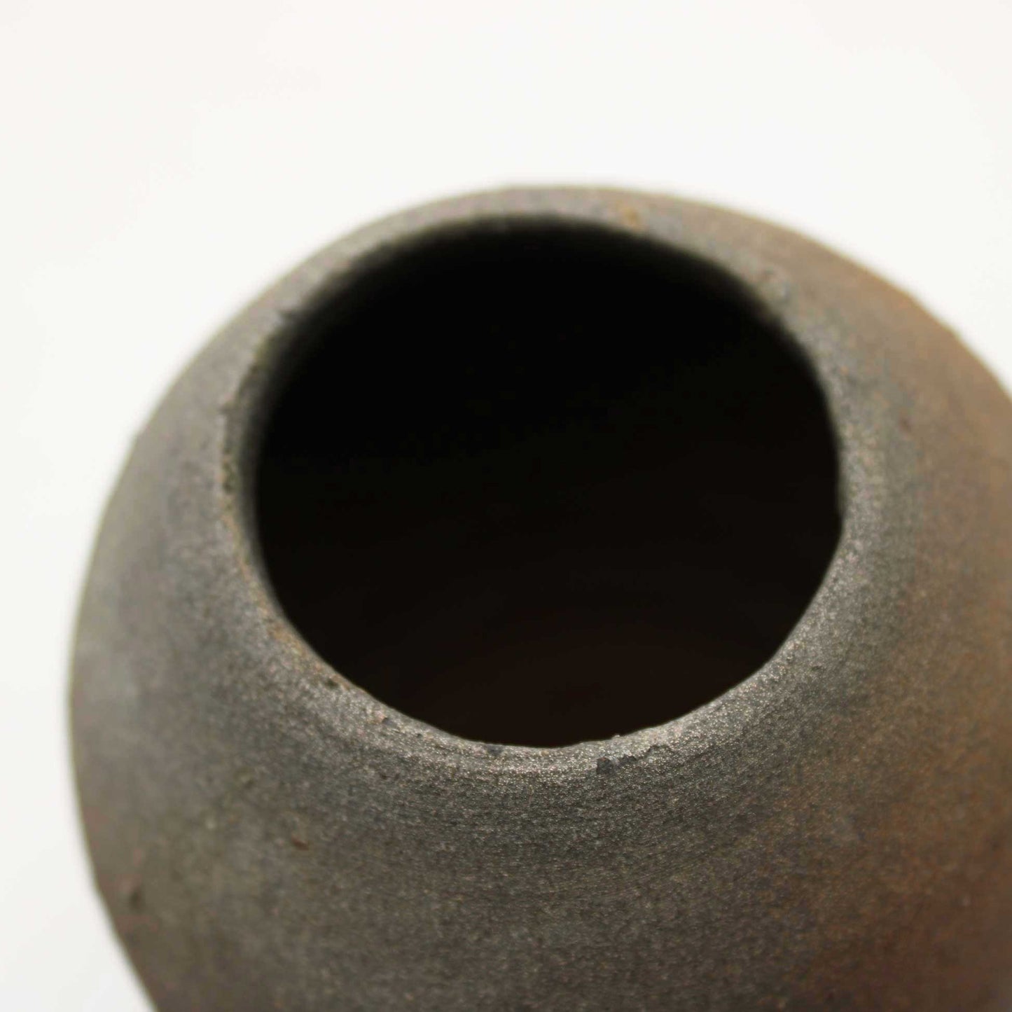 Vase 604_Aki Tamiya