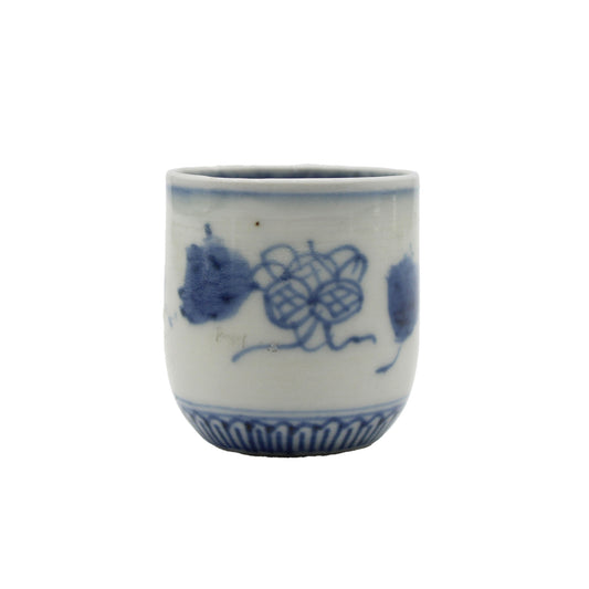 ANTIQUES Small cup A_2_512