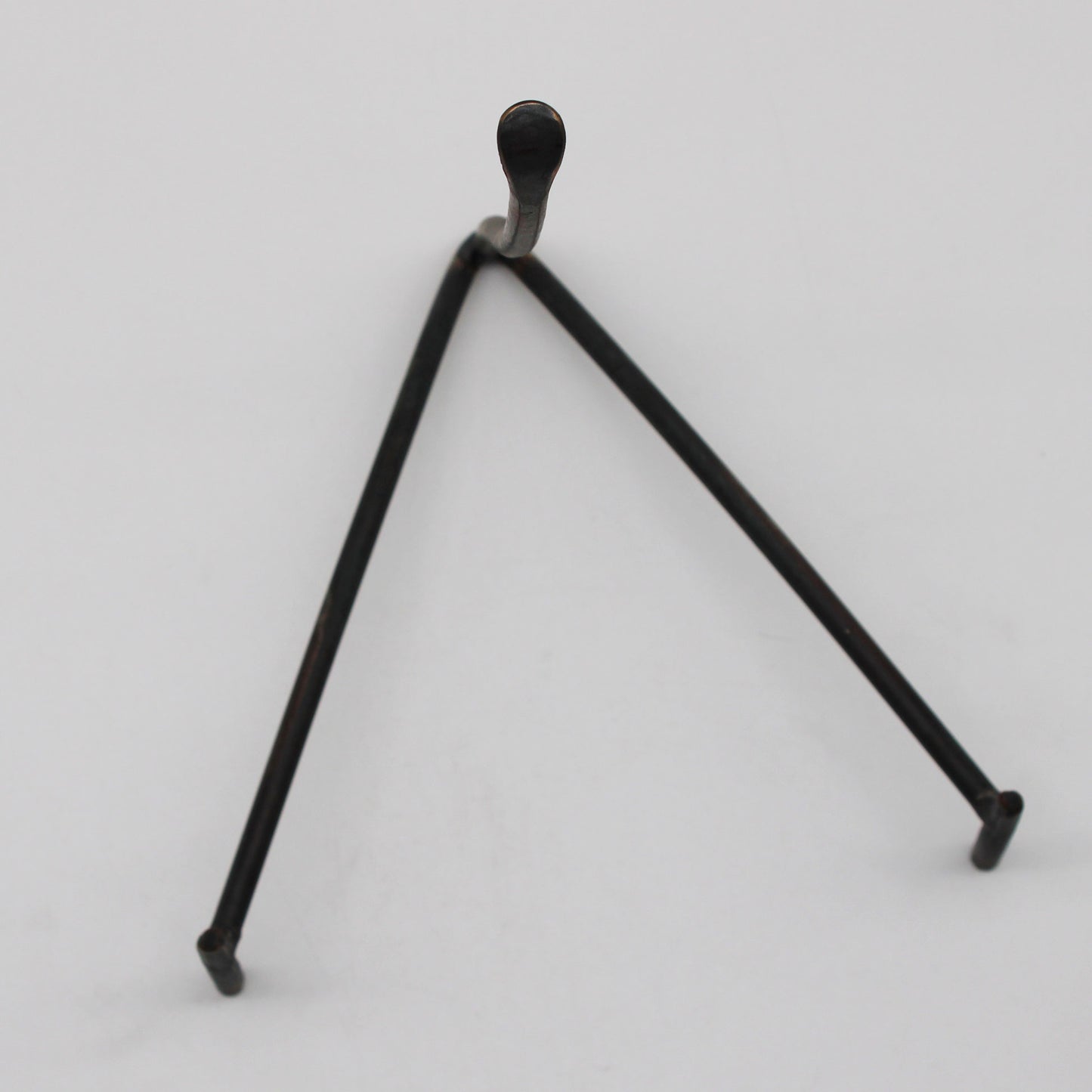 Plate Stand L_Yoshinori Nagashima