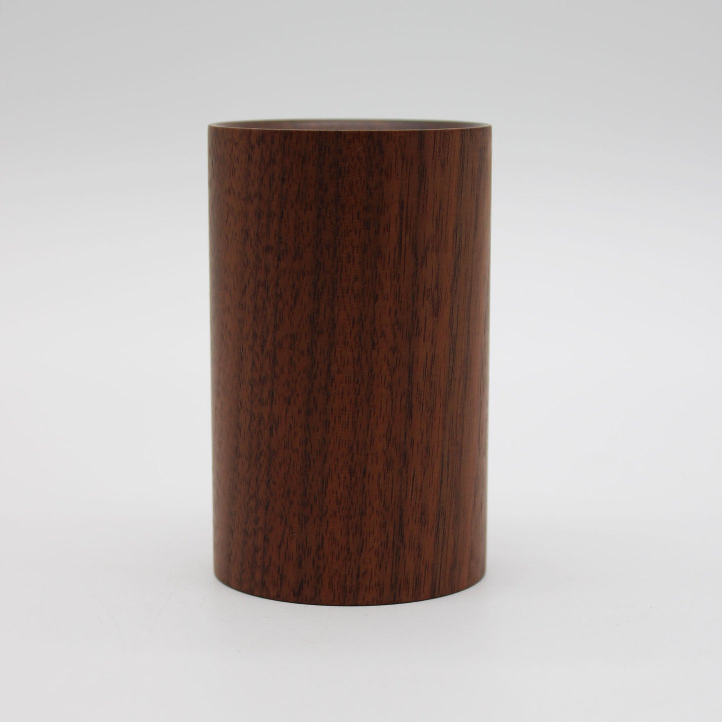 SUVÉ Brush stand