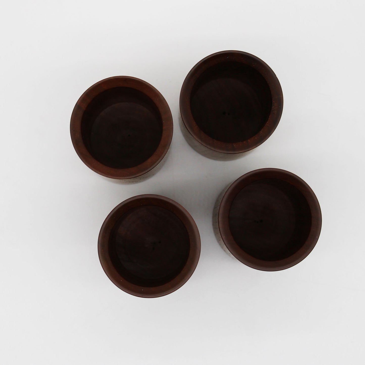SUVÉ Brush stand