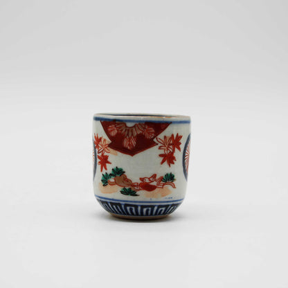 ANTIQUES Small cup B_512