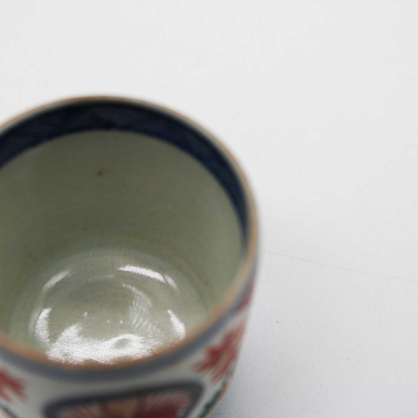 ANTIQUES Small cup B_512