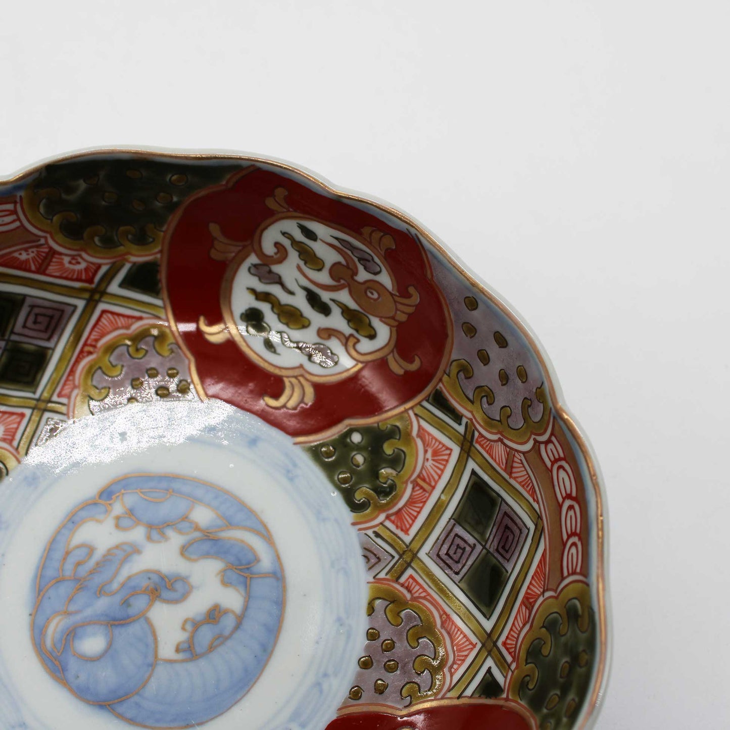 ANTIQUES Medium bowl E_512
