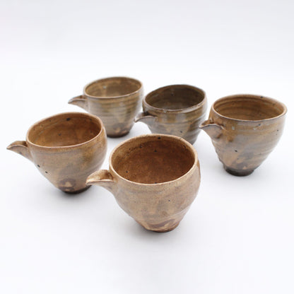 Kohiki Lipped bowl 606_Yoshio Kangawa