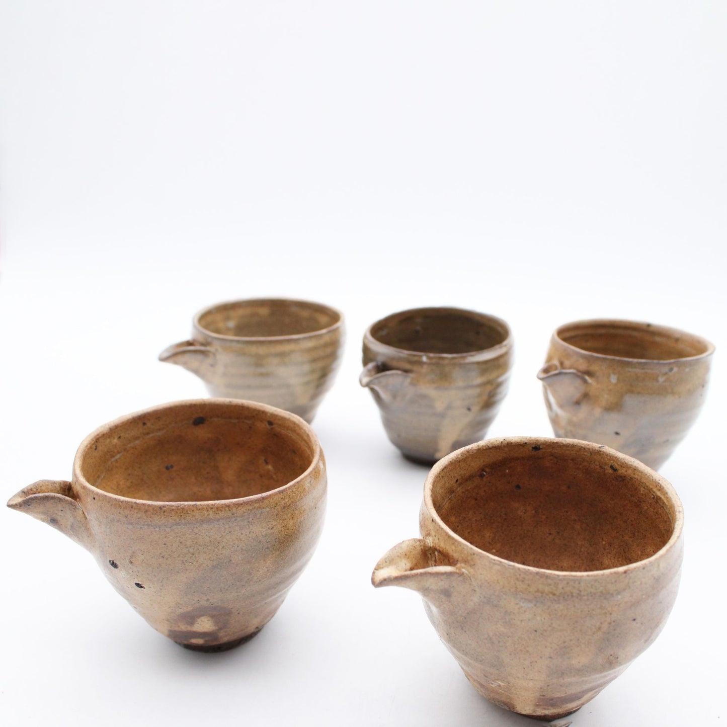 Kohiki Lipped bowl 606_Yoshio Kangawa