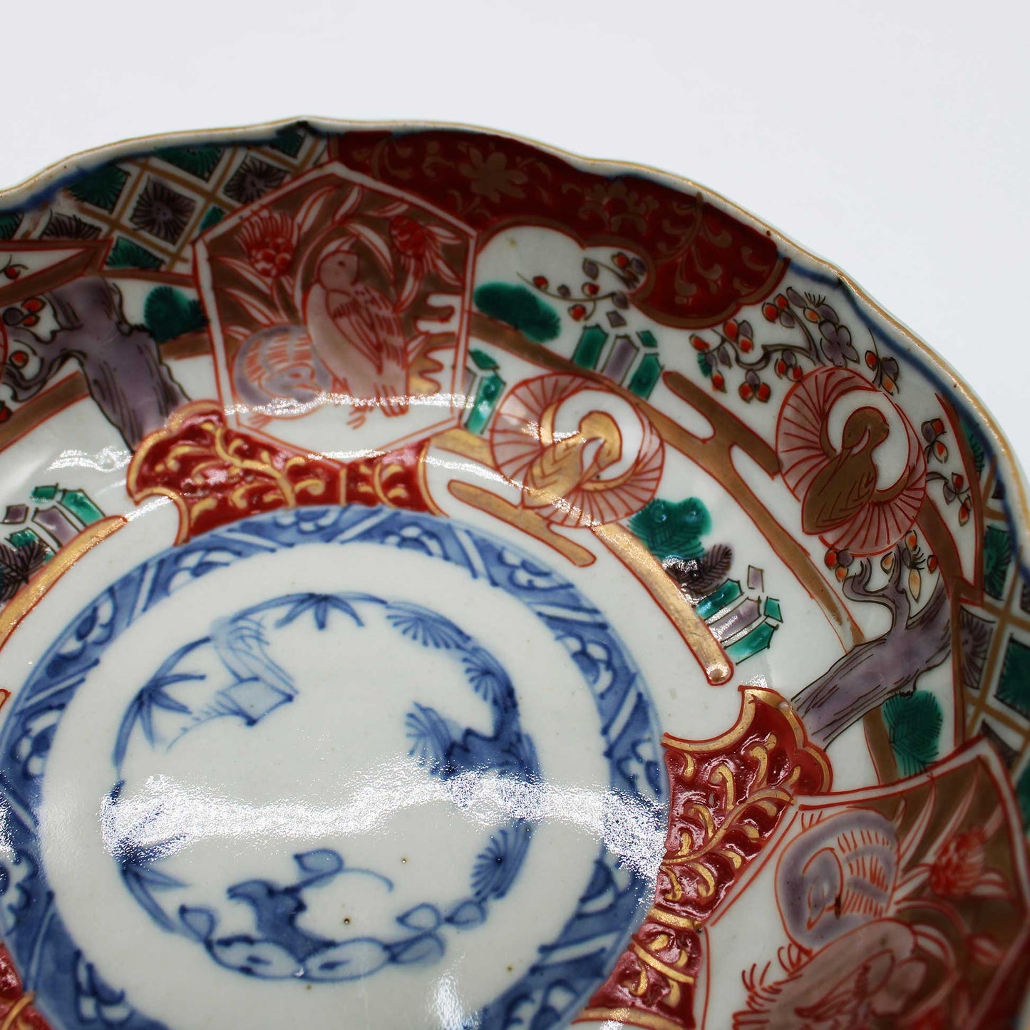 ANTIQUES Medium bowl D_512