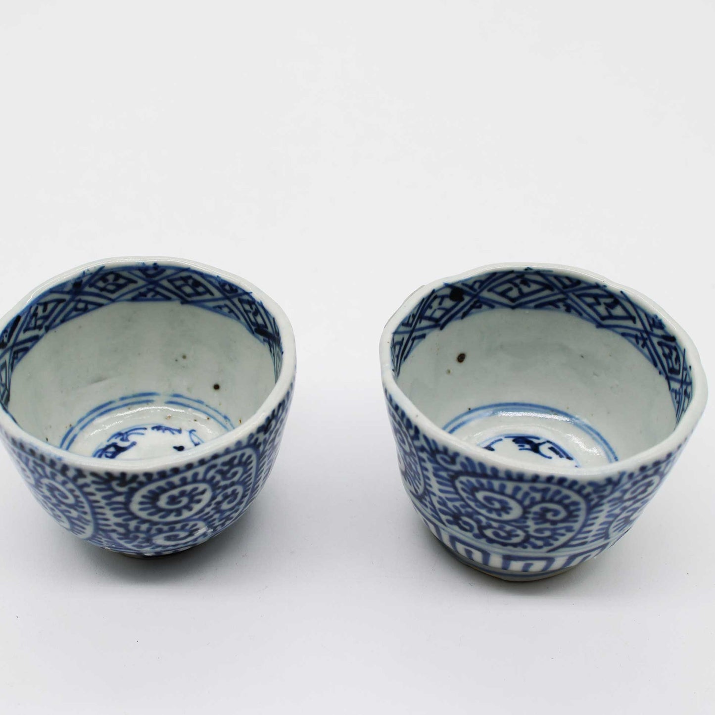 ANTIQUES Tea Cup D_512