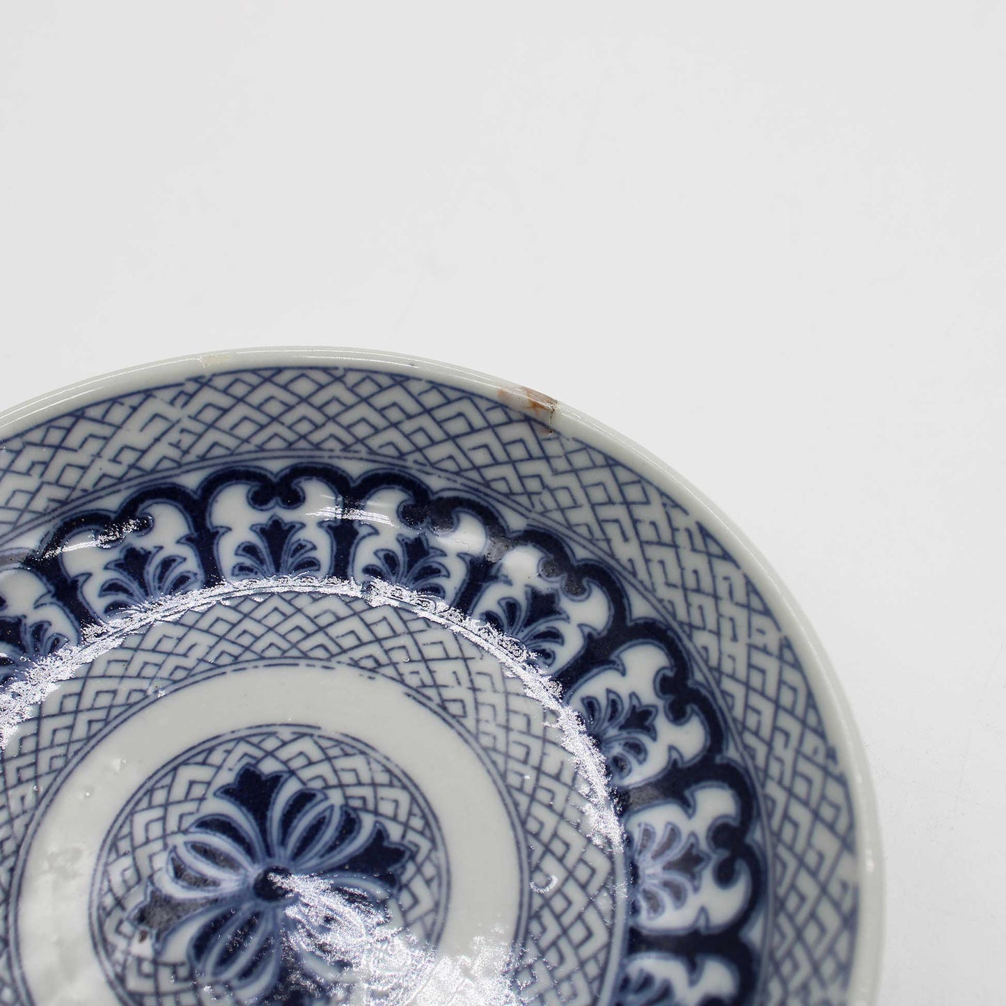 ANTIQUES Small plate C_512