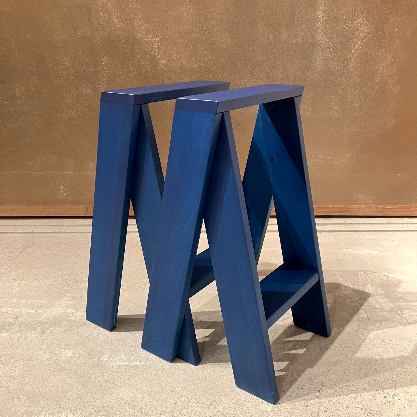 AA STOOL <Deep indigo>