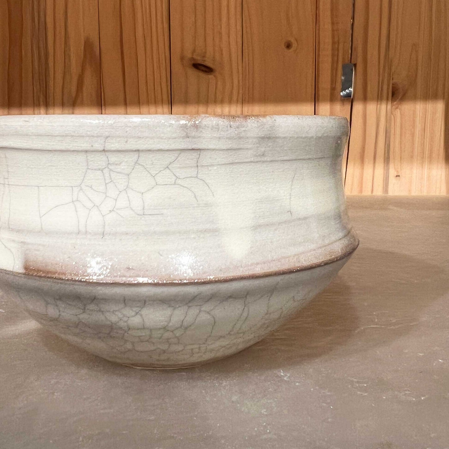 Tea Bowl Crackle Kohiki 511A_Fuminari Araga