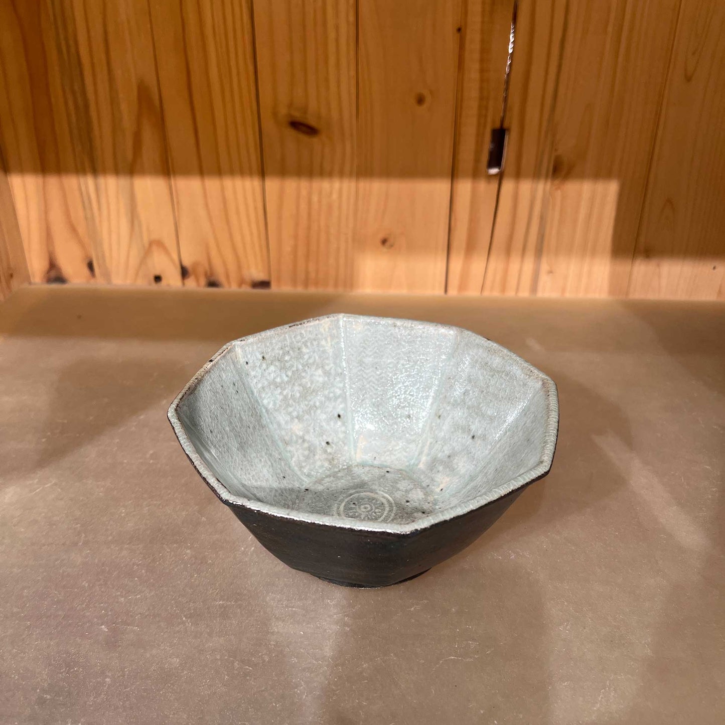 Octagonal Bowl Mishima Black Glaze 511A_Mutsuhiko Shimura