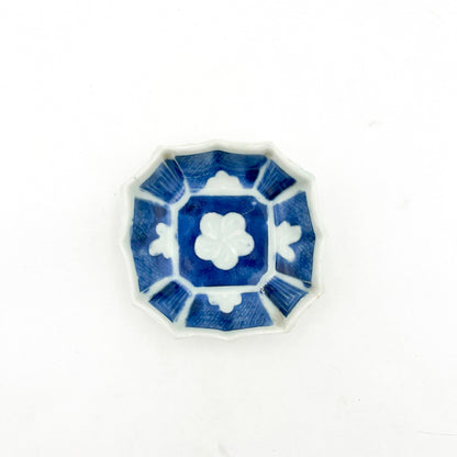 Japanese antique BW Irregular Small Plate