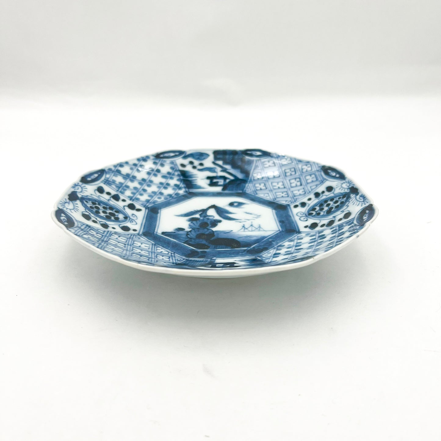 Japanese antique BW Octagonal Plate
