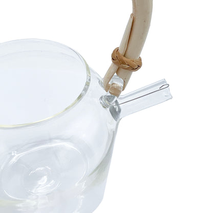 Glass teapot with Akebi Vine Handle