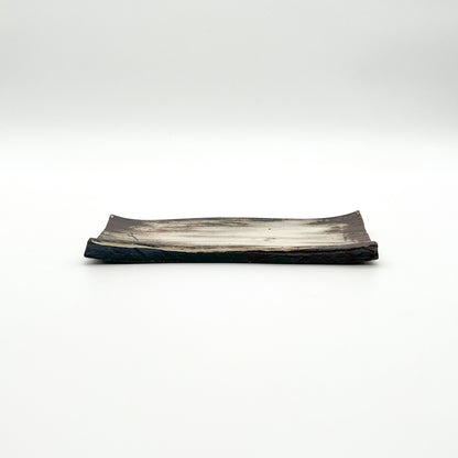 Blushed Flat Plate_Ryutaro Yamada