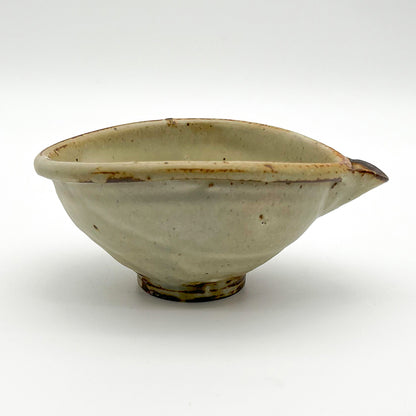 White Glazed Spouted Bowl_Ryutaro Yamada