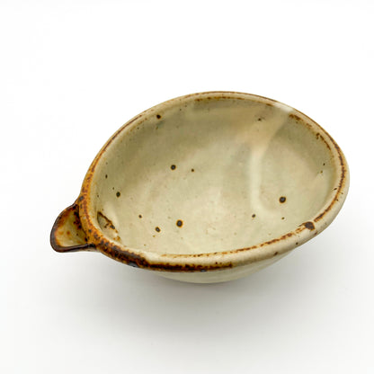 White Glazed Spouted Bowl_Ryutaro Yamada