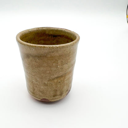 Ash Glazed Tall Teacup_Ryutaro Yamada