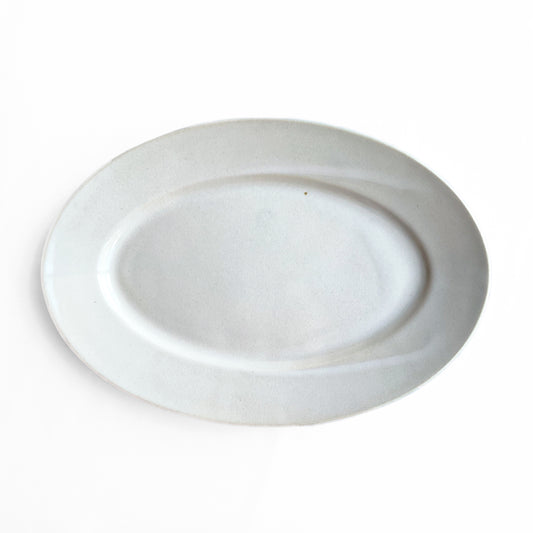 Gunji1 White glazed oval dish L