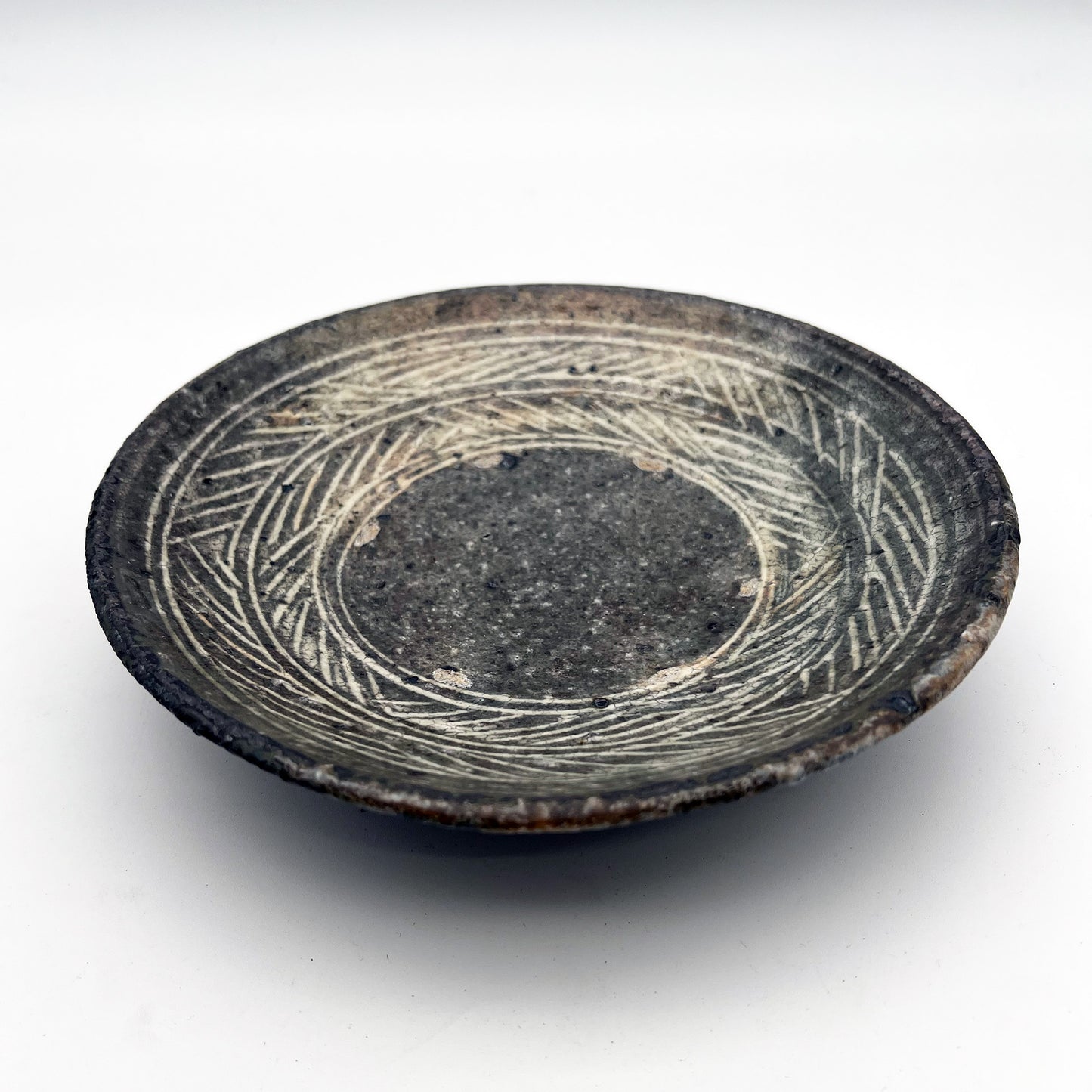 PLATE White Mishima 6-inch Plate C6