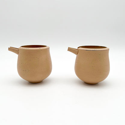 Bell-Shaped Spouted Bowl WH