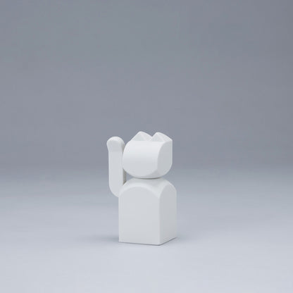 MAG MANEKI White S