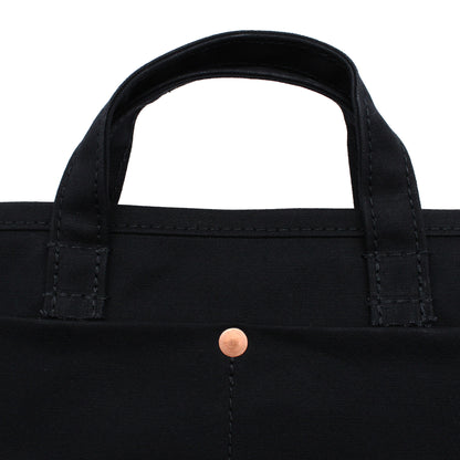 This is a(n) Base Tote M