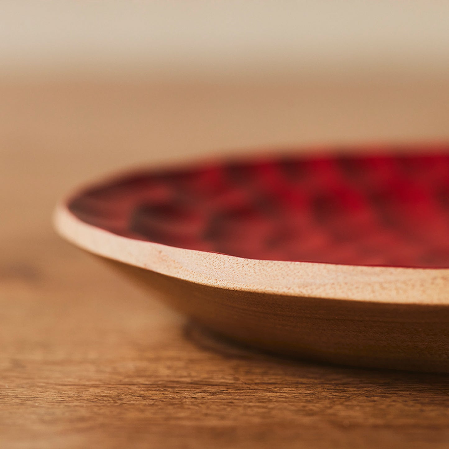 Plate Urushi Red 21cm_Akihiro Woodworks