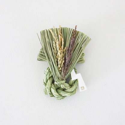 Straw Decoration [Lucky Turnip]