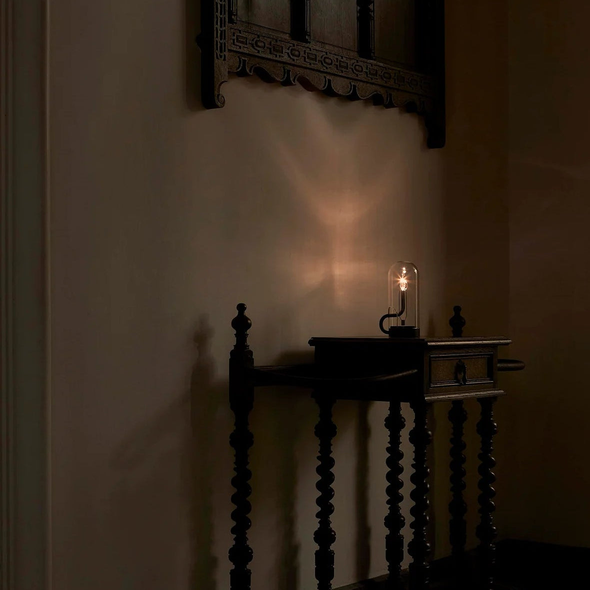 hymn Black