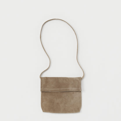 Pig flap shoulder bag small_beige_Hender Scheme