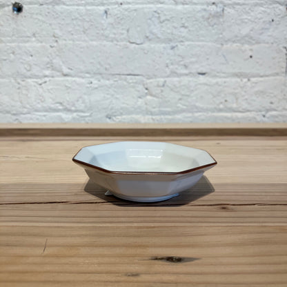 Hakkaku Plate