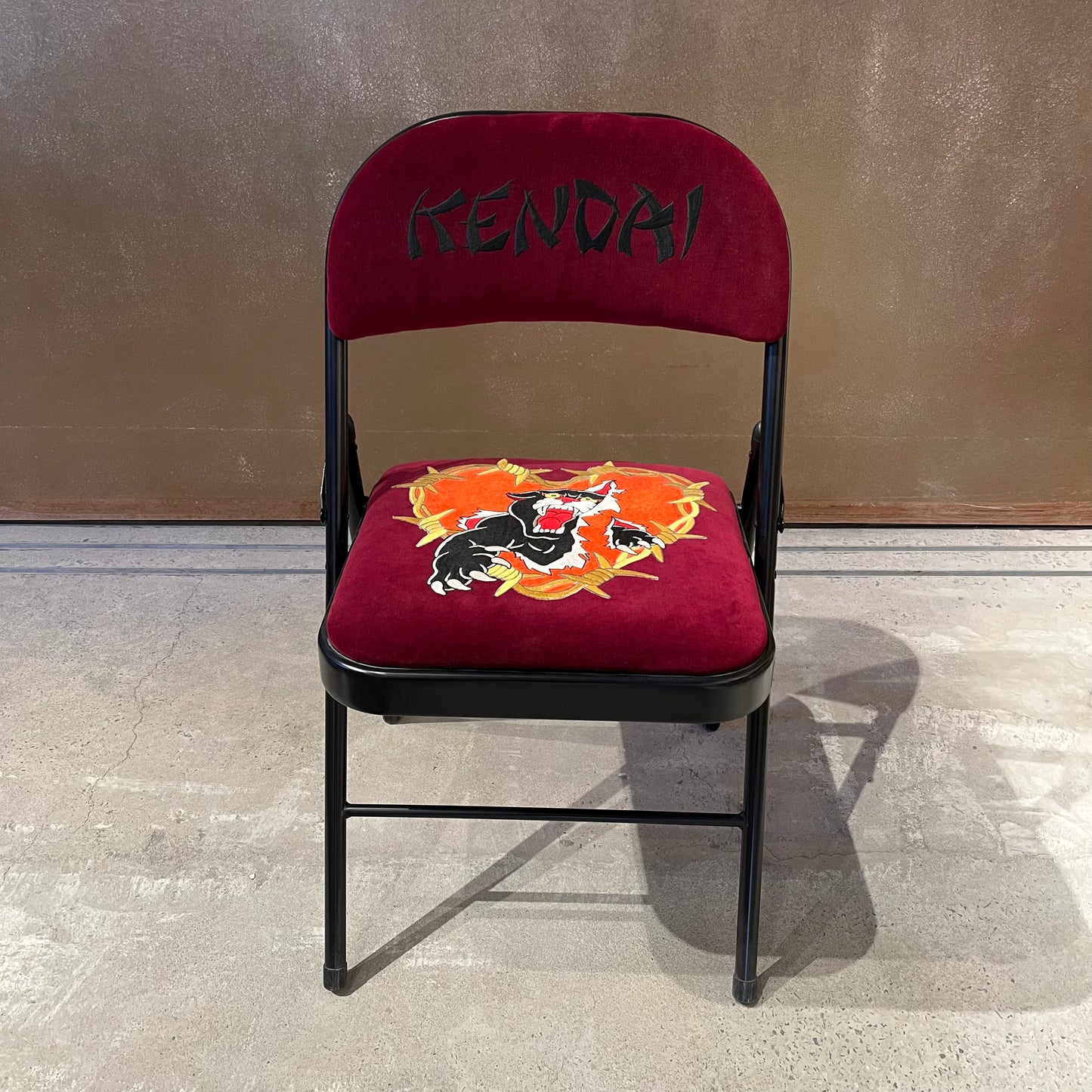 KENDAI Embroidery Chair Red