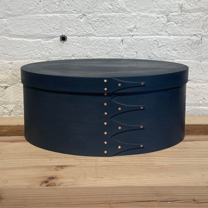 OVAL BOX navy #8